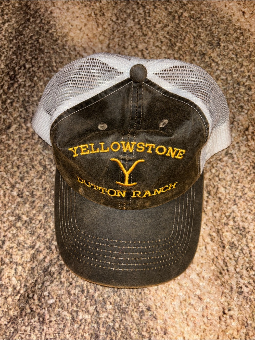 Yellowstone Button Ranch Embroidered Mesh Trucker Hat - Brown & White EUC